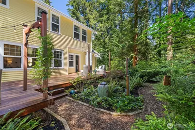 8363 NE Sumanee Place, Bainbridge Island, WA 98110 - Photo 35