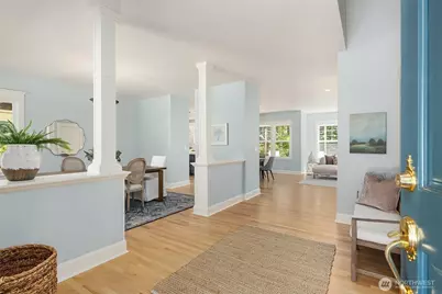 8363 NE Sumanee Place, Bainbridge Island, WA 98110 - Photo 5