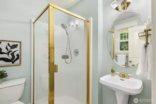 8363 NE Sumanee Pl, Bainbridge Island, WA 98110 - Photo 25