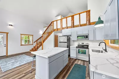 126 Tahoma Street W, Packwood, WA 98361 - Photo 7