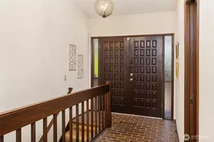 14724 SE 49th St, Bellevue, WA 98006 - Photo 11