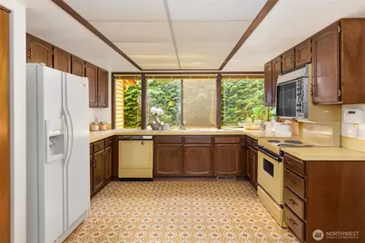 14724 SE 49th Street, Bellevue, WA 98006 - Photo 21