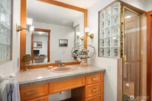 3825 132nd Ave NE, Bellevue, WA 98005 - Photo 23