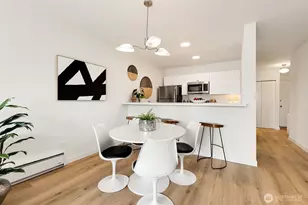 5824 NE 75th St, Seattle, WA 98115 - Photo 3