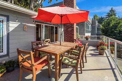 2115 Bonair Drive SW, Seattle, WA 98116 - Photo 13