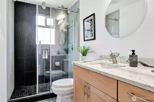9834 NE 140th Pl, Kirkland, WA 98034 - Photo 5