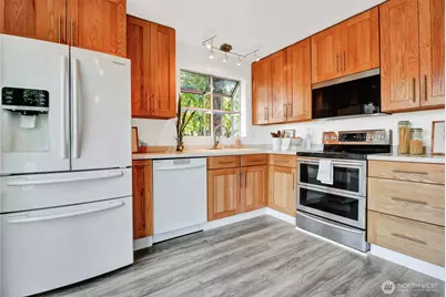 9834 NE 140th Place, Kirkland, WA 98034 - Photo 15