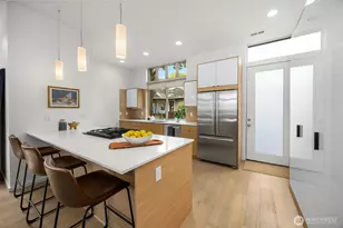 1917 E Alder St, Seattle, WA 98122 - Photo 9