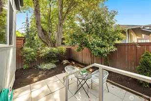 1917 E Alder St, Seattle, WA 98122 - Photo 31