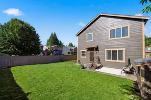 11021 180th Ave Ct E, Bonney Lake, WA 98391 - Photo 21