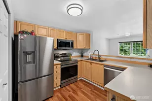 13306 SE 272nd Street Ct, Kent, WA 98042 - Photo 5