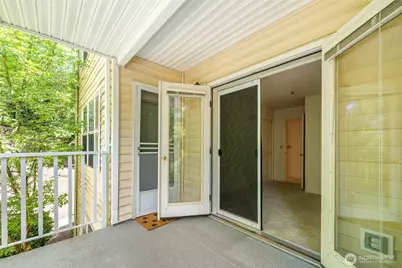 2540 118th Avenue SE #202, Bellevue, WA 98005 - Photo 29