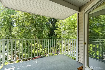 2540 118th Avenue SE #202, Bellevue, WA 98005 - Photo 11