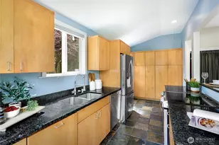 1606 22nd Ave, Seattle, WA 98122 - Photo 11