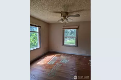 5913 57th Avenue W, University Place, WA 98408 - Photo 7