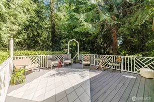7215 NE Dolphin Dr, Bainbridge Island, WA 98110 - Photo 21