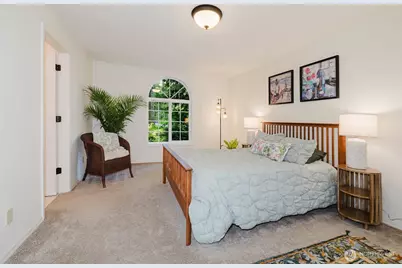 7215 NE Dolphin Drive, Bainbridge Island, WA 98110 - Photo 15