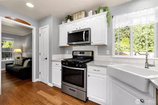7210 NW 2nd Ave, Vancouver, WA 98665 - Photo 3