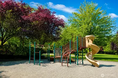 3054 205th Court NE, Sammamish, WA 98074 - Photo 35