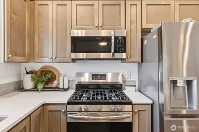 1128 N Auburn Place, Ridgefield, WA 98642 - Photo 7
