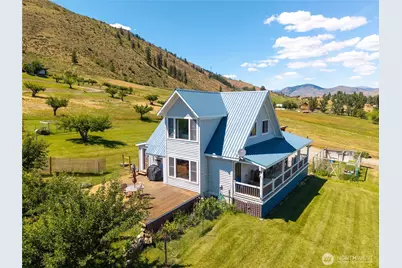 195 Twin Lakes Road, Winthrop, WA 98862 - Photo 3
