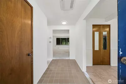 2520 54th Street NW, Gig Harbor, WA 98335 - Photo 9