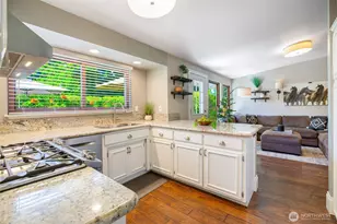 1905 216th Ave SE, Sammamish, WA 98075 - Photo 9