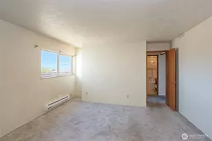 1027 W 9th St, Port Angeles, WA 98363 - Photo 13