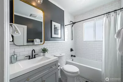 6525 3rd Avenue NW, Seattle, WA 98117 - Photo 19