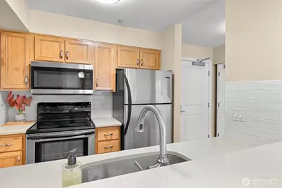 960 Harris Avenue #605, Bellingham, WA 98225 - Photo 9