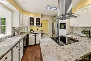 4854 47th Ave SW, Seattle, WA 98116 - Photo 13