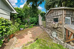 4854 47th Ave SW, Seattle, WA 98116 - Photo 31