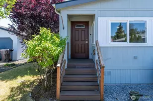 50 Heritage Blvd, Longview, WA 98632 - Photo 3