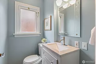1146 N 78th St, Seattle, WA 98103 - Photo 17