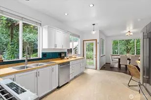 19414 77th Pl NE, Kenmore, WA 98028 - Photo 9