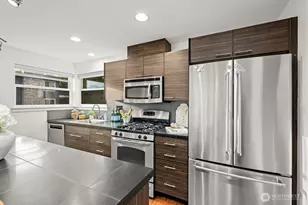 1712 NW 58th St, Seattle, WA 98107 - Photo 11
