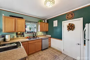 10920 47th Ave SW, Lakewood, WA 98499 - Photo 9