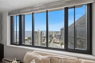 2100 3rd Ave, Seattle, WA 98121 - Photo 3