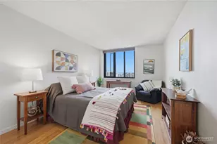 2100 3rd Ave, Seattle, WA 98121 - Photo 13