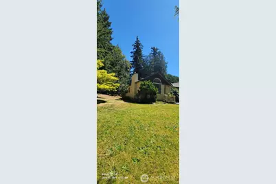 2817 Huckleberry Lane, Camano Island, WA 98282 - Photo 33