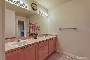 1220 68th St SE, Auburn, WA 98092 - Photo 29