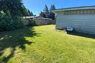10600 Vista View Dr, Sedro Woolley, WA 98284 - Photo 3