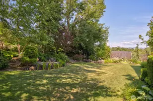 1047 SE Crestlane Dr, College Place, WA 99324 - Photo 35