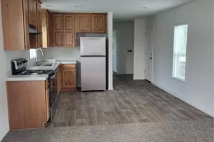 340 W Prairie St, Sequim, WA 98382 - Photo 3