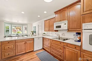 8709 8th St SE, Lake Stevens, WA 98258 - Photo 17