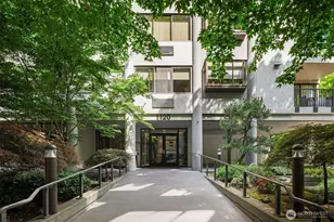 1120 Spring St, Seattle, WA 98104 - Photo 29