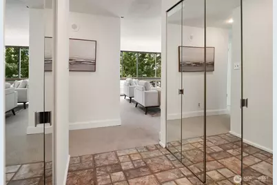 1120 Spring Street #504, Seattle, WA 98104 - Photo 3