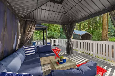 8480 Hansen Road NE, Bainbridge Island, WA 98110 - Photo 7