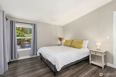 8480 Hansen Road NE, Bainbridge Island, WA 98110 - Photo 19