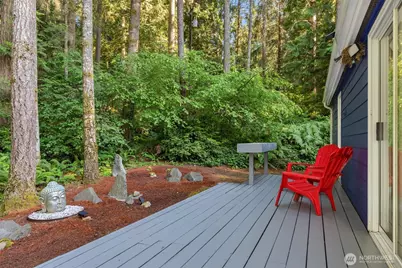 8480 Hansen Road NE, Bainbridge Island, WA 98110 - Photo 17